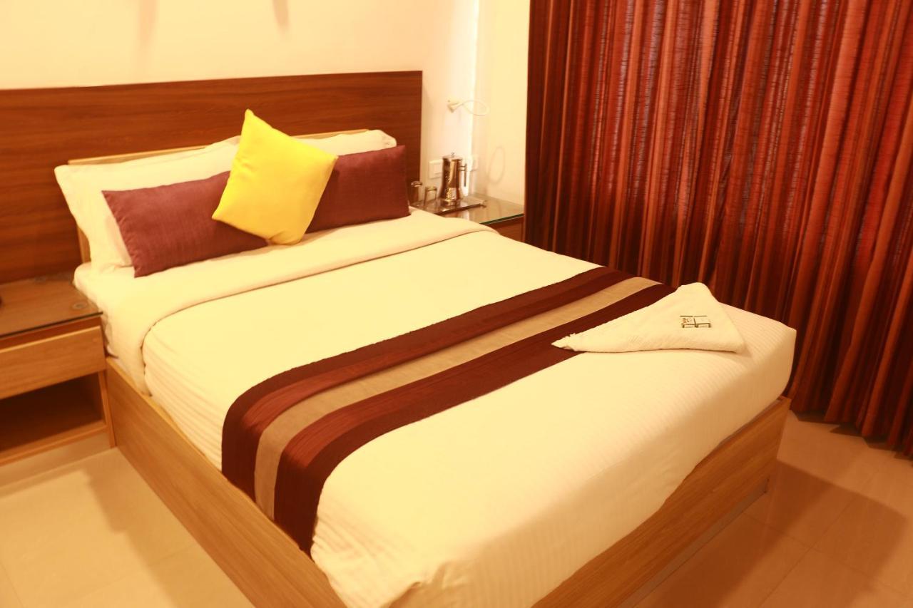 Hotel Venkateswara Thiruvananthapuram Zewnętrze zdjęcie